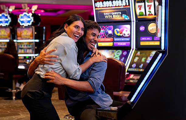 Casino Hold'em table interface at mariatogel heylink showing dealer, community cards, and player hands